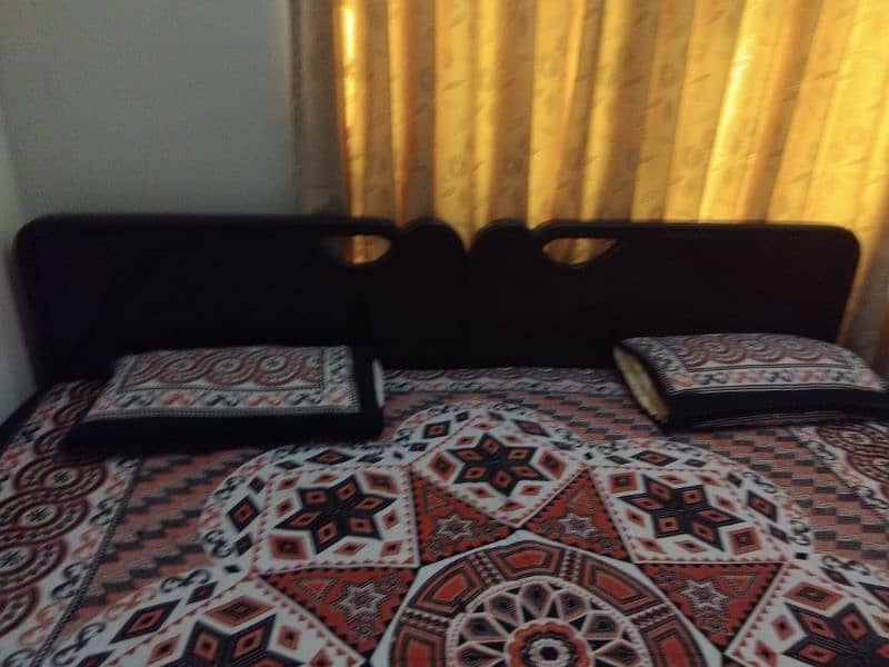 2 single bed with mattress 2