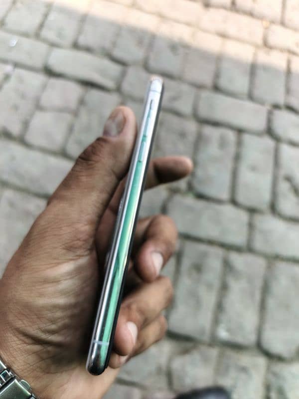 iphone x PTA approved 64gb led dot 3