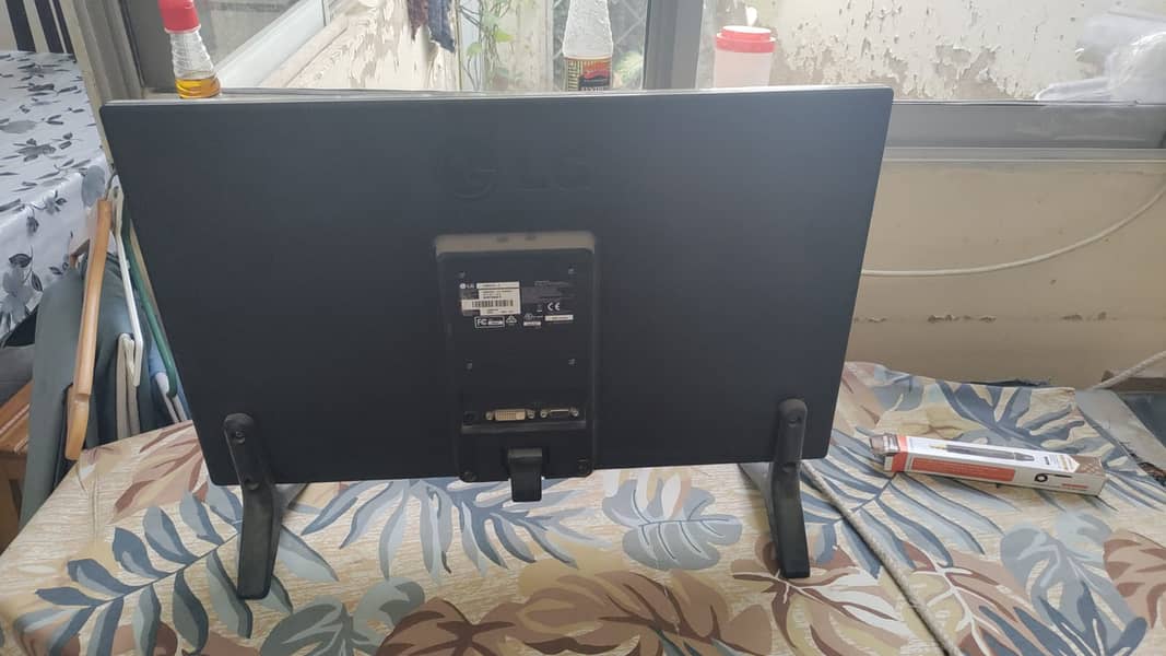 Dell core i3 & Dell core i5 for sale with 22 inches led 4