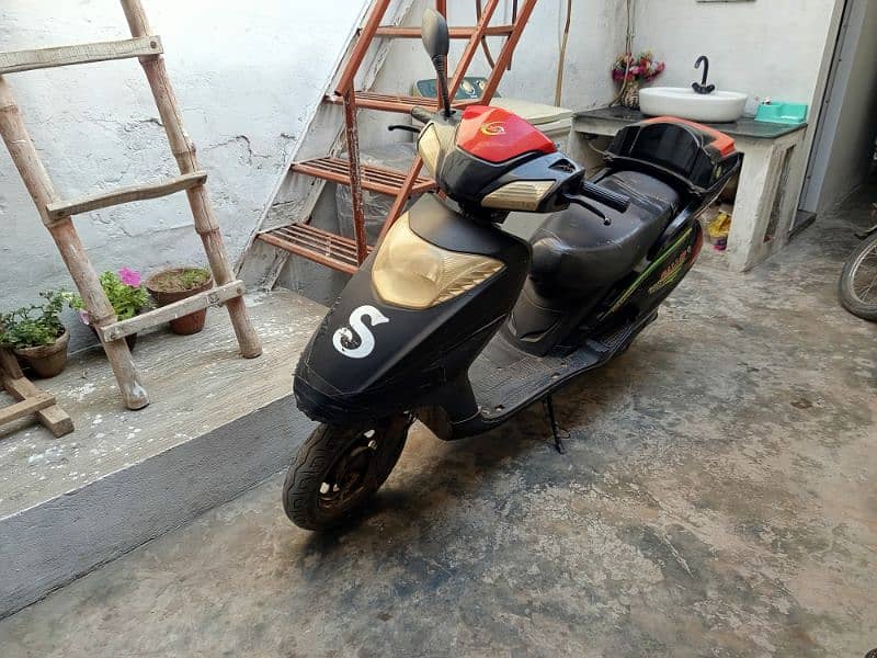 Gallop Sport And Power Scooty Chargeable Bike: 18