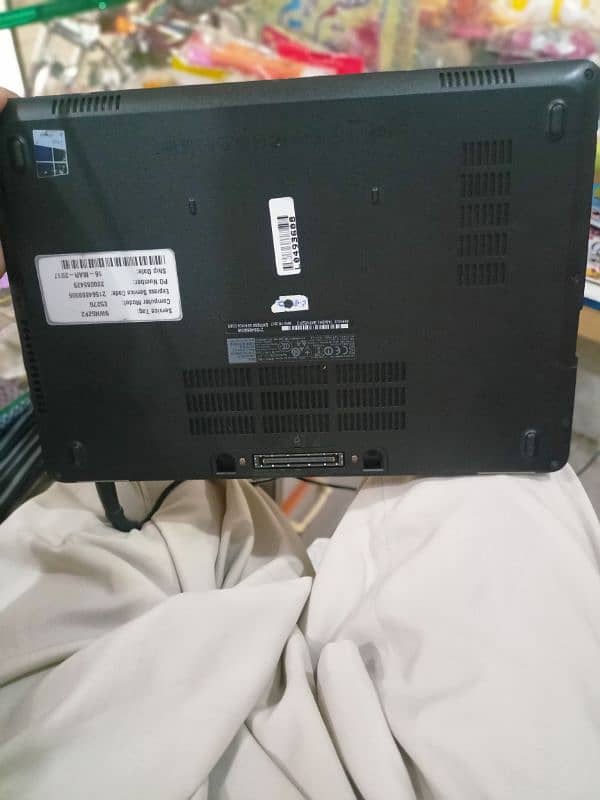 Dell Latitude E5270 cori5  lush condition 8gb Ram 128 ssd fast storage 1