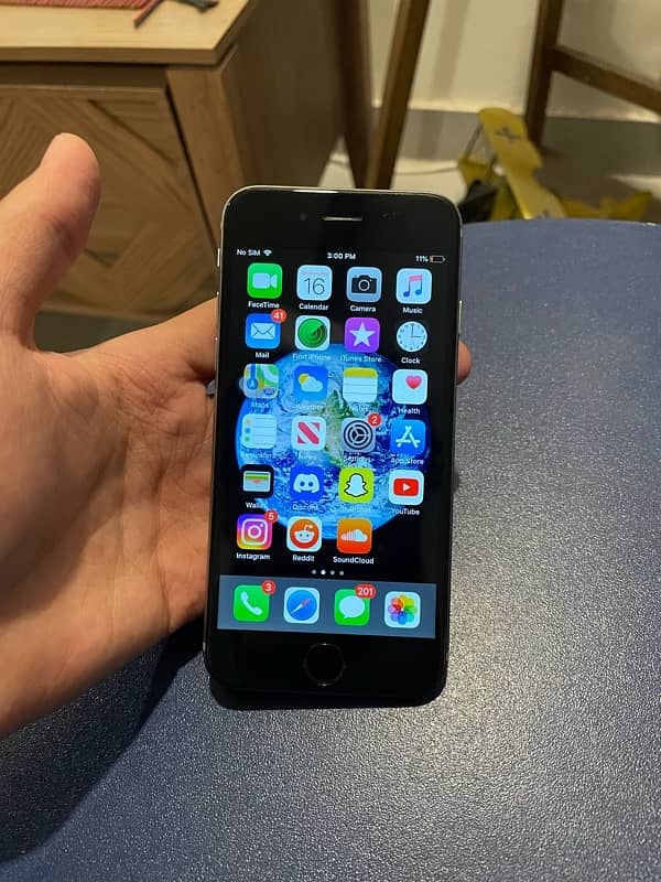 iphone 6 Pta Approved 32 Gb with Box 1