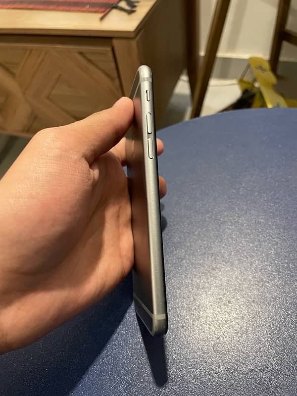 iphone 6 Pta Approved 32 Gb with Box 3