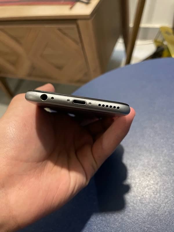 iphone 6 Pta Approved 32 Gb with Box 4