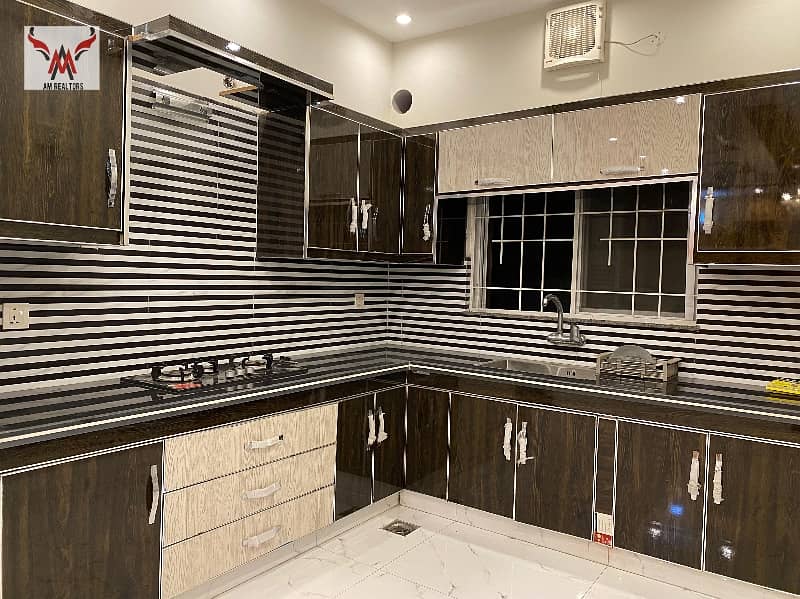 10 marla Full hous new type for rent wat solar system installed 15 kv wapda Town ph1 block E2 1