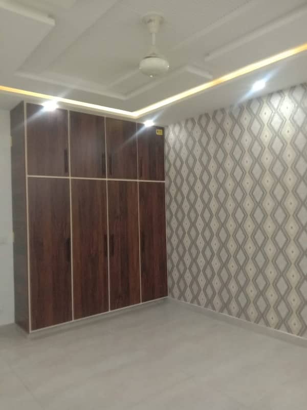 10 marla Full hous new type for rent wat solar system installed 15 kv wapda Town ph1 block E2 0