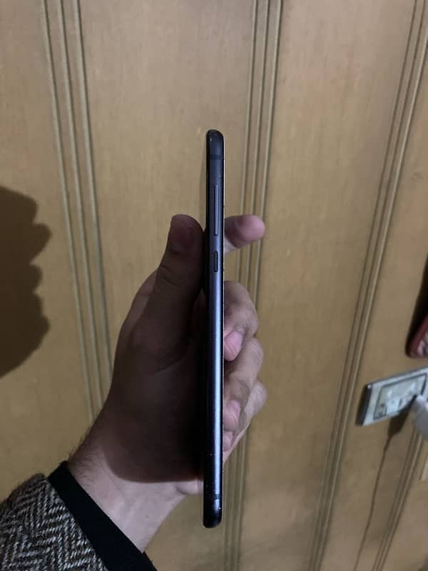 Motorola Z4 4/128 Non Approve 1
