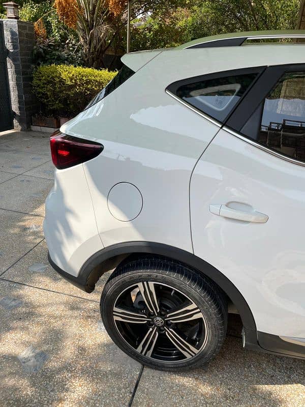 MG ZS 2021 best condition 7