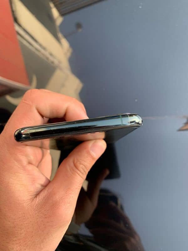 iphone 11 pro max 256 gb jv sim non active 3