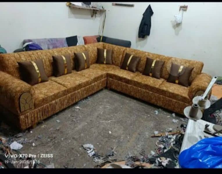 7 seater sofa. corner sofa set. poshish sofa aur mukhtalif design. 8