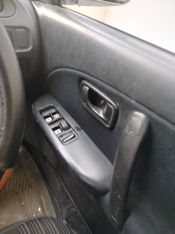 Daihatsu Cuore 2006 11