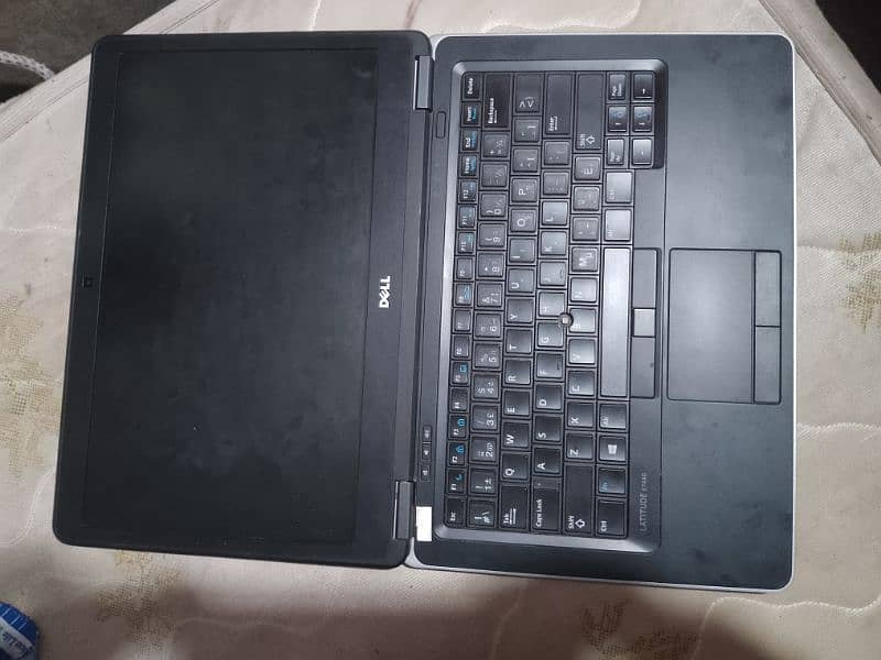 Hp latitude E7440 core i5 4th generation 2