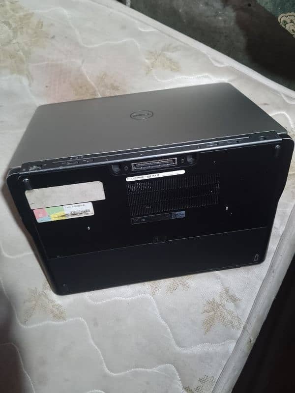 Hp latitude E7440 core i5 4th generation 5