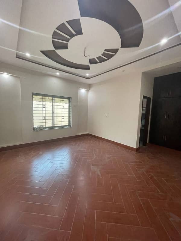 15 Marla slightly Used House For Sale in Model Town Block A Prime Location Multan 11