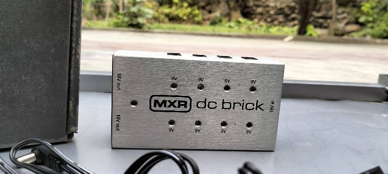 MXR DC Brick M 237  for Pedalboards 2