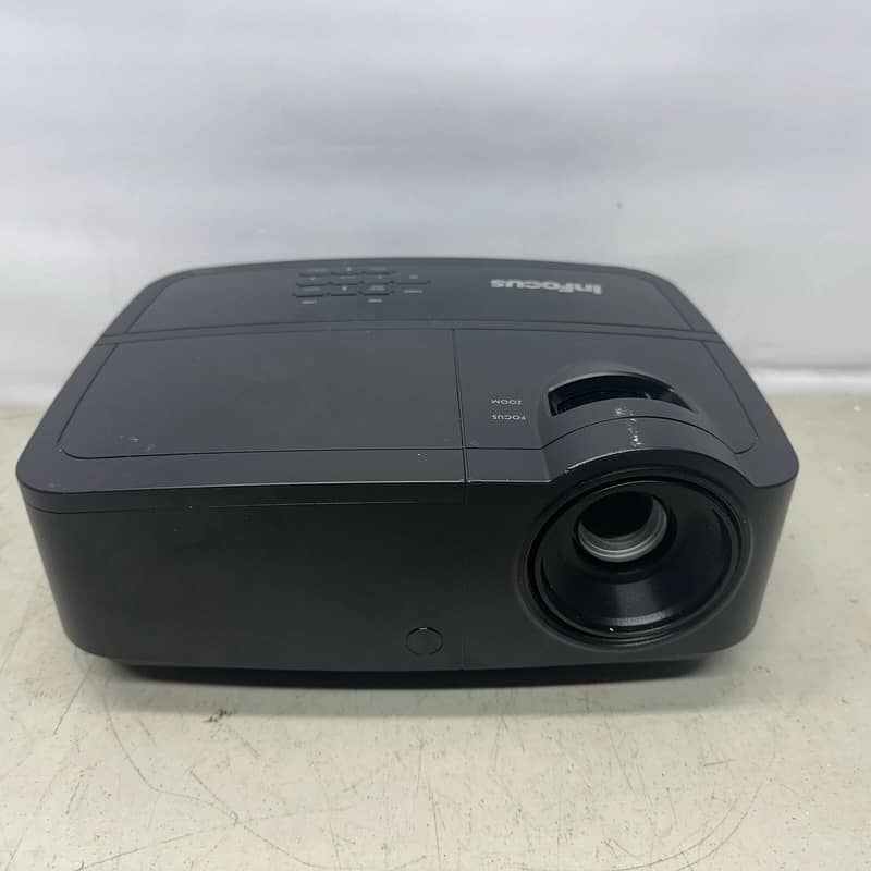 InFocus IN112a SVGA 3D Ready DLP Projector 3000 lumens HDMI VGA 0