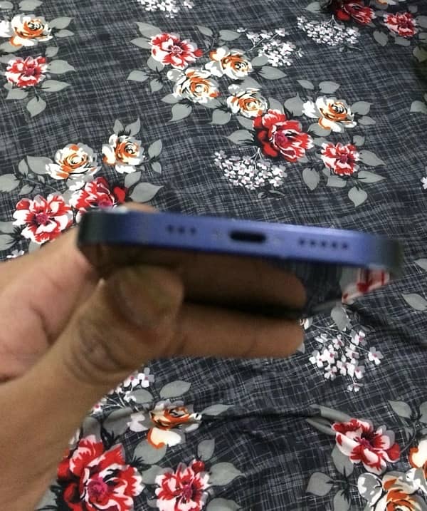 iPhone 12 Non Pta FU 4