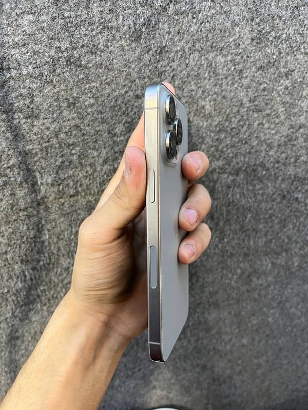 Iphone 15 pro max factory unlock 7