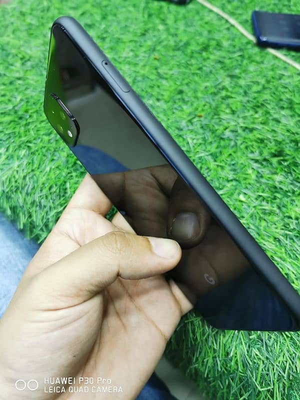 google pixel 4XL mobile phone 03231510910 what'sapp 2