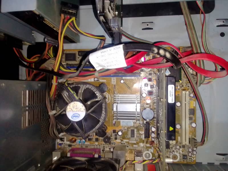 CORE 2 DUO 4GB RAM 250GB HARD DISK 1GB GRAPHICS CARD BDR 3 0