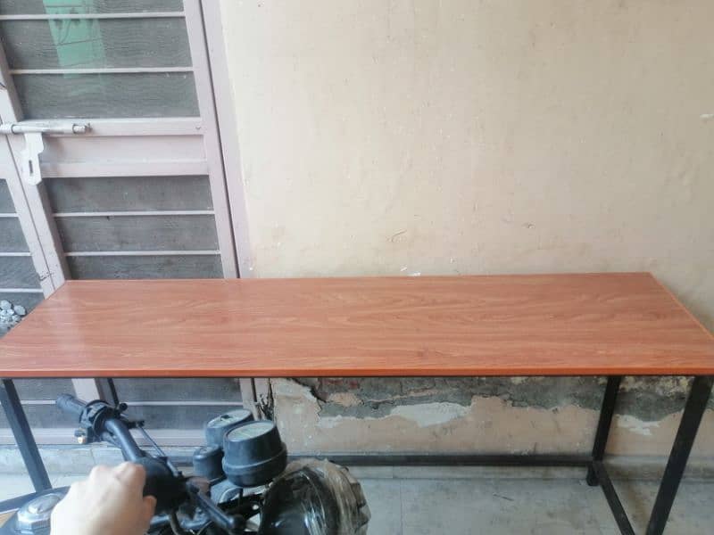 study table 0