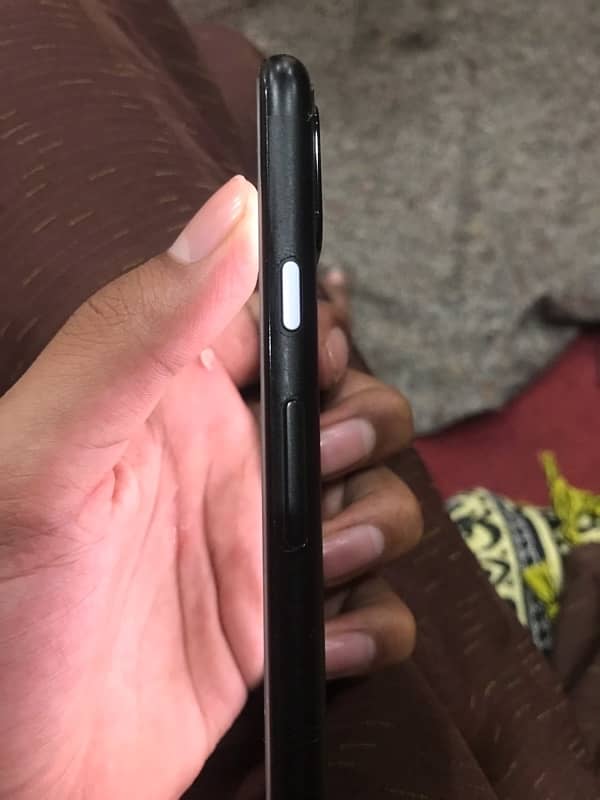 Google pixel 4a 5G 10/10 condition 3