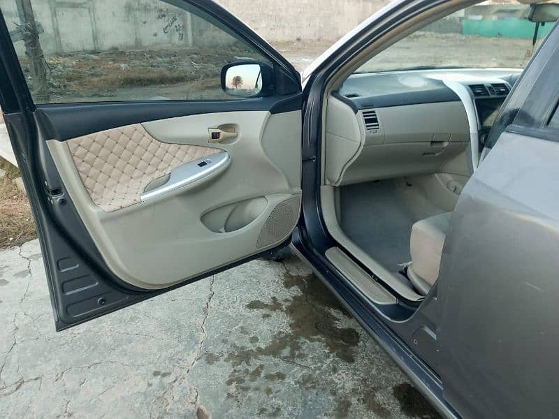 Toyota Corolla GLI 2013(9/10 Rating Olx Inspection) 14