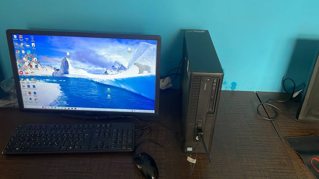 For Sale: 8 High-Performance Desktop Computers with LCD Monitors & Acc 0