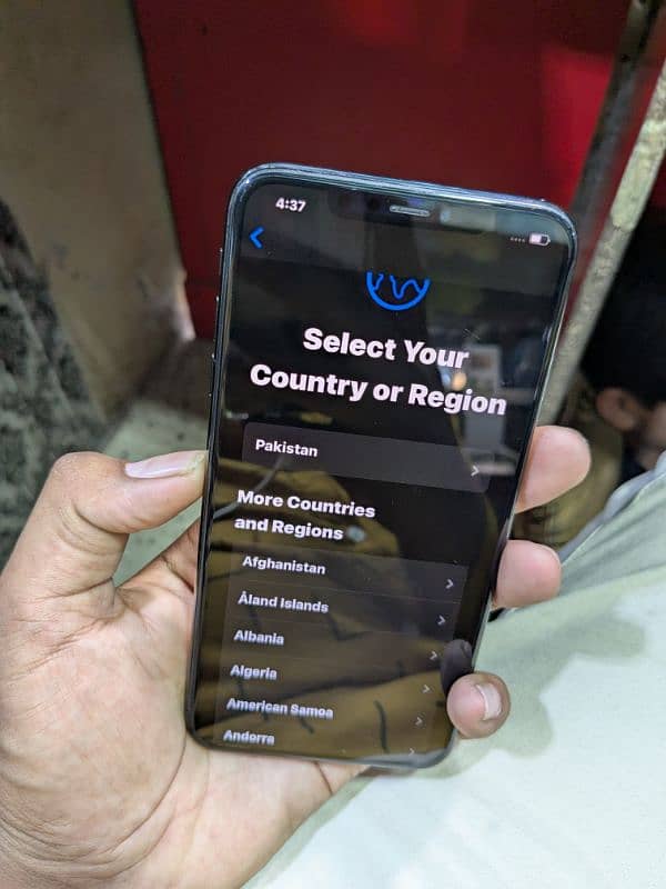 iphone xs max icloud lock 3