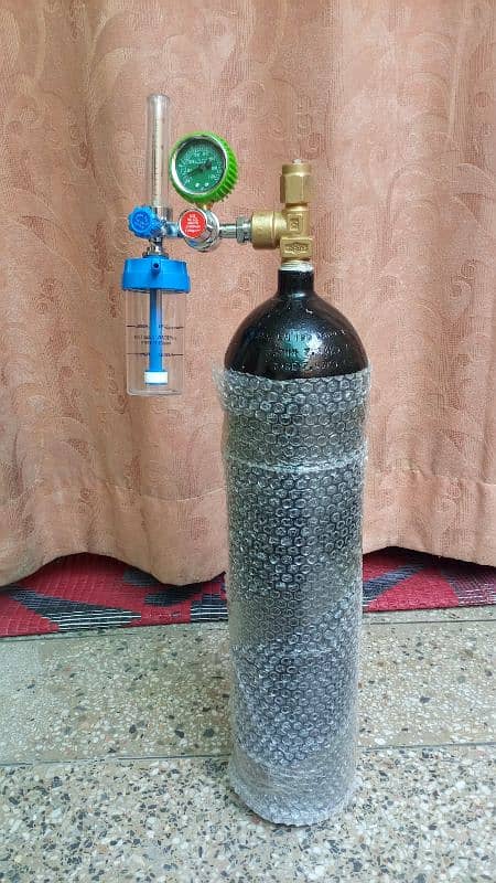 Oxygen Cylinder 1
