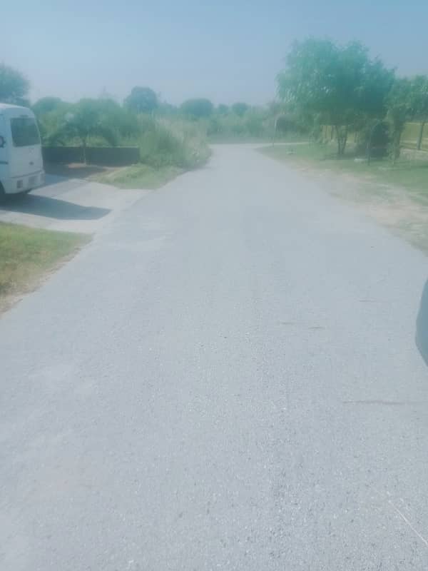 D12/3 35*70 Plot Park Face For Sale 4
