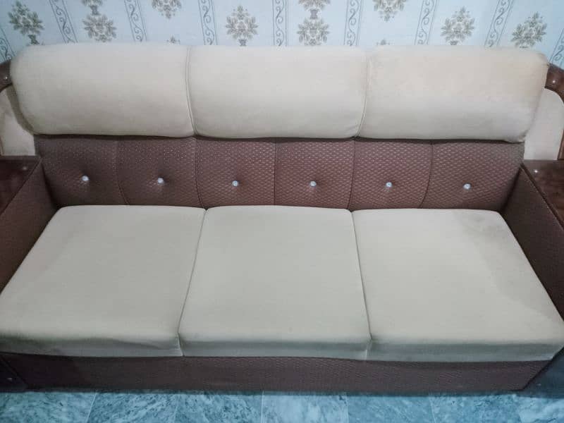 Drying Room Sofa 1 + 3 Seater 1