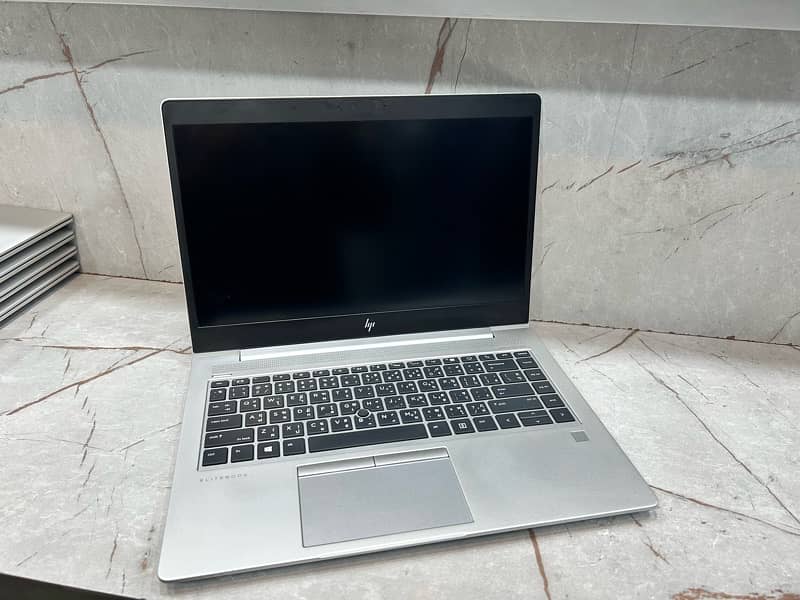 HP Elitebook 840 G5 Core i7 8th Generation Ram 16gb SSD 512gb screen 1