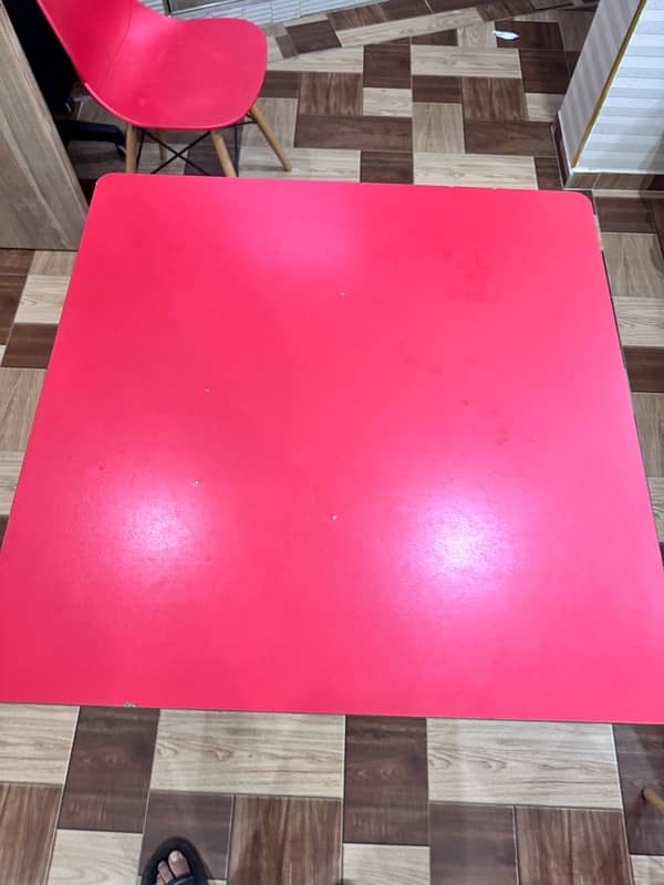 Dining table with four Chairs 6