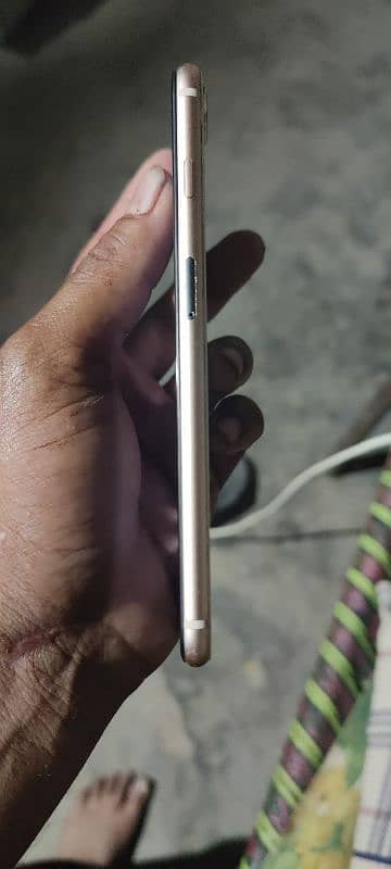 Iphone 8 plus 256 PTA 7