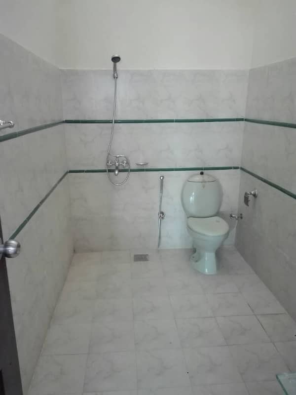 10-Marla 04-Bedroom With Basement House Available For Sale In Sector-C, Askari-10, Lahore Cantt. 17