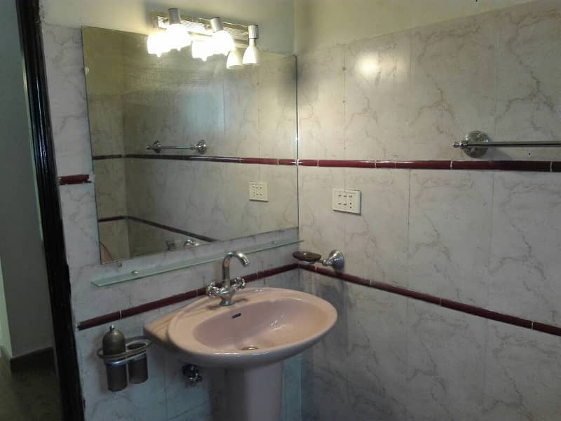 10-Marla 04-Bedroom With Basement House Available For Sale In Sector-C, Askari-10, Lahore Cantt. 26