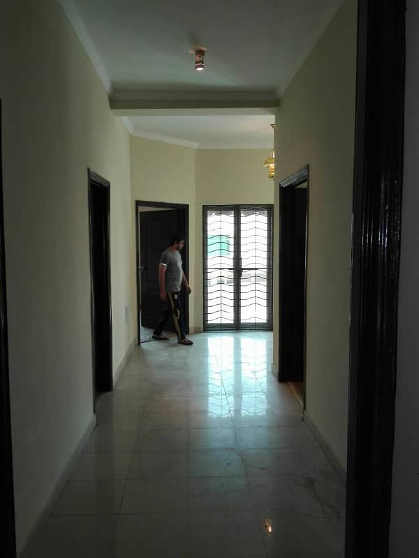 10-Marla 04-Bedroom With Basement House Available For Sale In Sector-C, Askari-10, Lahore Cantt. 27
