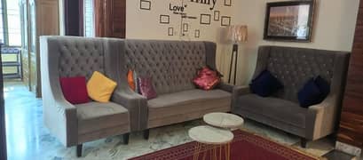 Sofa set in almost new condition
