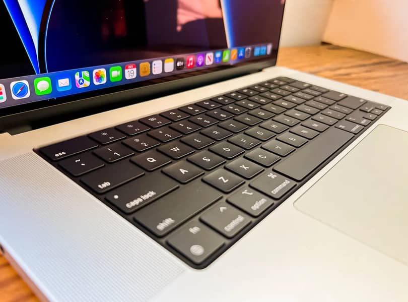 MacBook M1 Pro 14 Inch 32GB 1TBSSD 2021 | Laptop 5