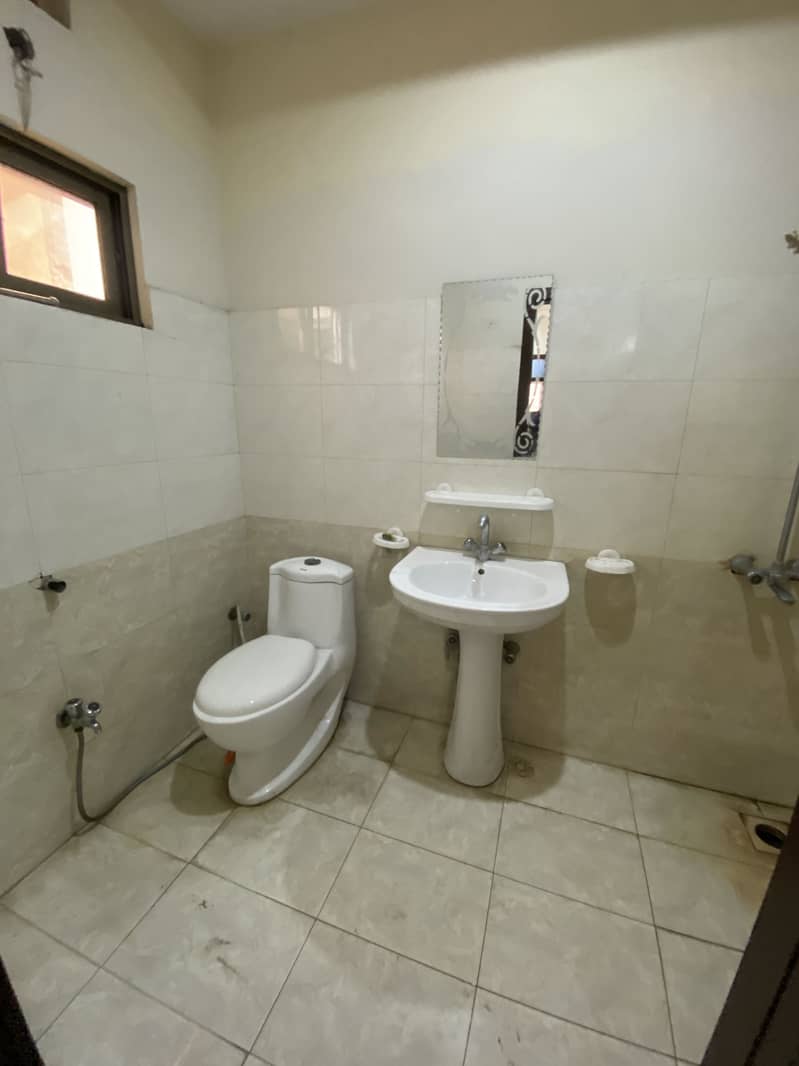 Bachelor Apartment Available for Rent Citi Housing. 5