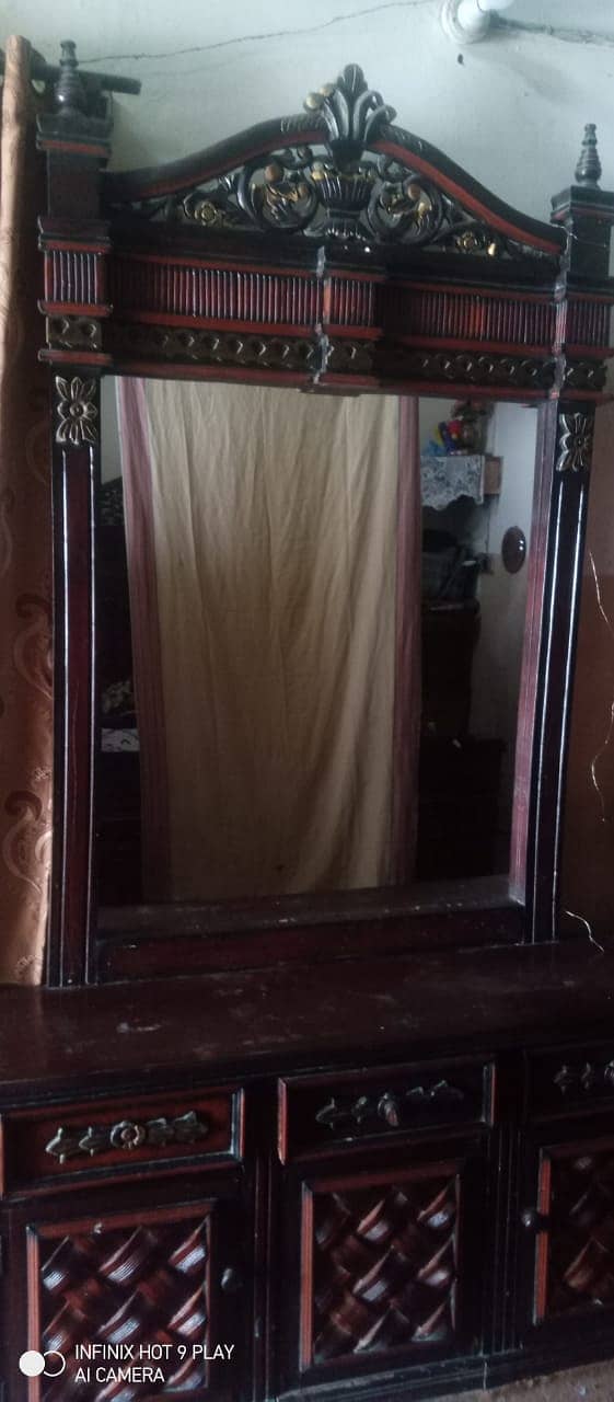 Good Quality Double Bed, Side Tables and Dressing Table for Sale 7