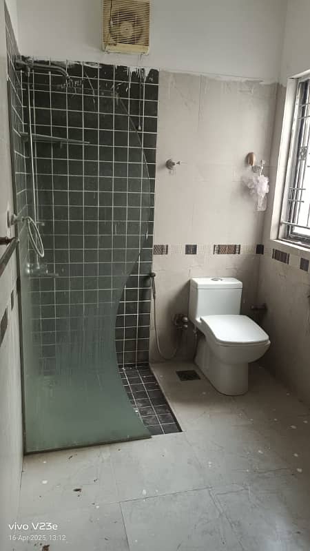 1 Kanal Lower Portion Is Available For Rent In Dha Phase 5 Near Wateen Chowk 26