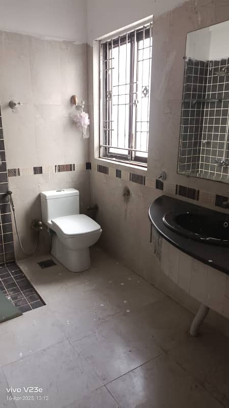1 Kanal Lower Portion Is Available For Rent In Dha Phase 5 Near Wateen Chowk 27