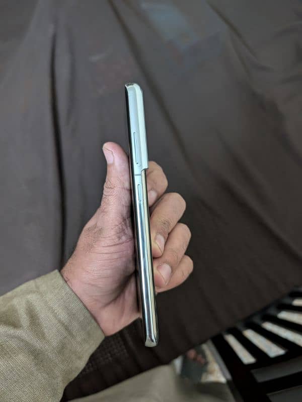 S21 ultra 5g with box(Qualcomm variant) 6