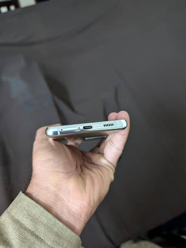S21 ultra 5g with box(Qualcomm variant) 7