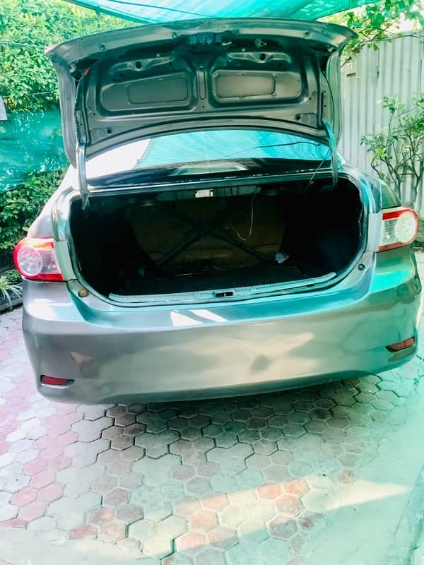 Toyota Corolla 2012 XLI vip no family car sale 10