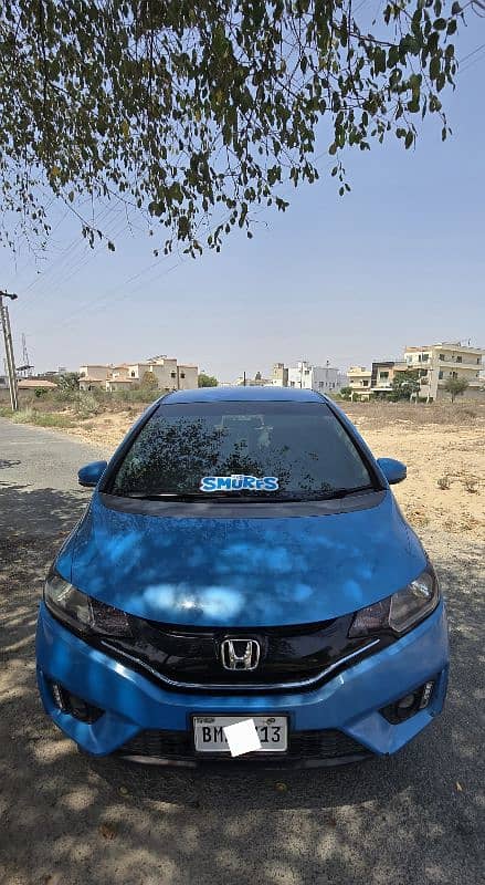 Honda Fit 2015 (Hybrid) 2