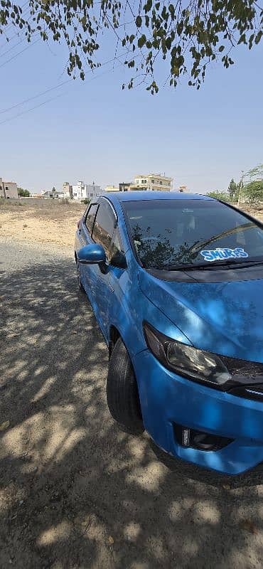 Honda Fit 2015 (Hybrid) 3