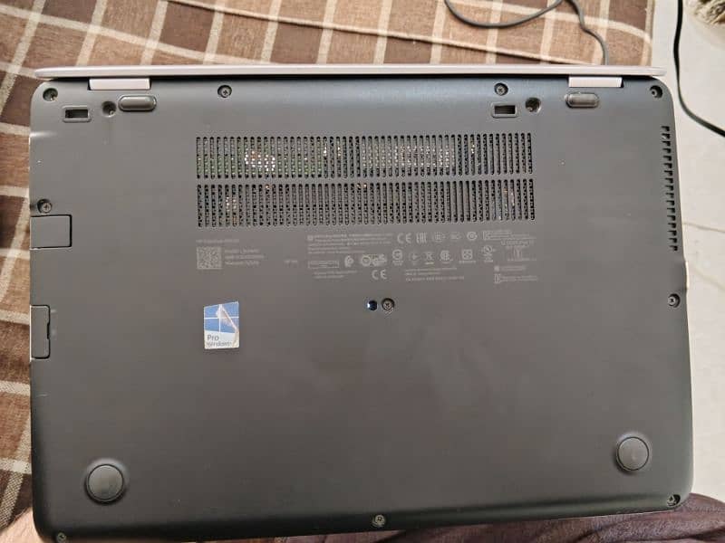 HP Elitebook core i5 7th gen 1